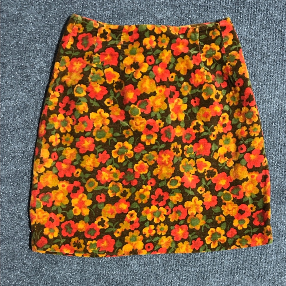 Vintage Floral Velvet Mini Skirt in Orange & Green (Charm of Hollywood)